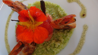 Des fleurs dans mon assiette