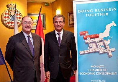 SEM Paul Kavanagh, Ambassadeur d'Irlande à Monaco et Michel Dotta, Président de la CDE. Photo (c) P. Fitte Realis SEM Paul Kavanagh, Ambassadeur d'Irlande à Monaco et Michel Dotta, Président de la CDE. Photo (c) P. Fitte Realis