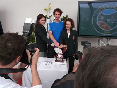 Mélanie-Antoinette de Massy, Andy Murray, Elizabeth-Ann de Massy. Photo (c) Molly Brown Mélanie-Antoinette de Massy, Andy Murray, Elizabeth-Ann de Massy. Photo (c) Molly Brown