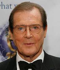 PETA choisit Roger Moore comme 