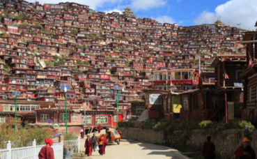 Larung Gar. Photo (c) Bodhicitta Larung Gar. Photo (c) Bodhicitta