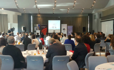 Photo (c) Eva Esztergar Photo (c) Eva Esztergar