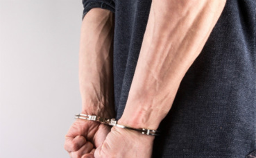 Ibrahim Sulaiman, qui a prêté allégeance à Daech, a été arrêté le 8 octobre 2016 pour tentative d'attaque terroriste au Koweït. Photo (c) George Hodan. Ibrahim Sulaiman, qui a prêté allégeance à Daech, a été arrêté le 8 octobre 2016 pour tentative d'attaque terroriste au Koweït. Photo (c) George Hodan.