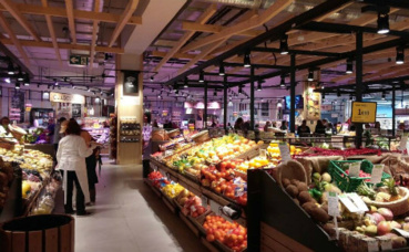 Carrefour Bayonne. Photo (c) Julie Cartelier Carrefour Bayonne. Photo (c) Julie Cartelier