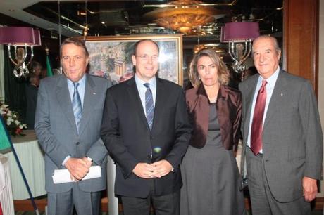 De gauche à droite: Mr BOERI, SAS Albert II, Mme GROSOLI KERWAT, Mr BRAGIOTTI - Photo: Montecarlotime