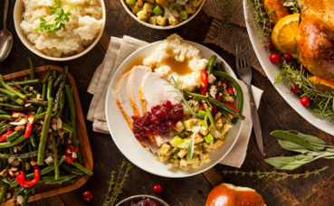 Repas de Thanksgiving. Photo (c) Inmagine, publiée avec l'autorisation du détenteur des droits. Repas de Thanksgiving. Photo (c) Inmagine, publiée avec l'autorisation du détenteur des droits.