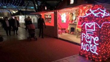 La boîte aux lettres du Père Noël place de la Libération. Photo (c) Sarah Belnez. La boîte aux lettres du Père Noël place de la Libération. Photo (c) Sarah Belnez.