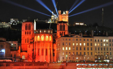 Cathédrale Saint Jean et Basilique Notre-Dame de Fourvière. Photo © Gérald Martinez Cathédrale Saint Jean et Basilique Notre-Dame de Fourvière. Photo © Gérald Martinez