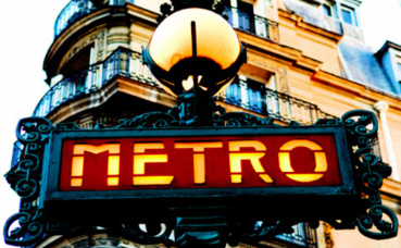 Entrée du métro parisien. Photo © Pedro Ribeiro Simões Entrée du métro parisien. Photo © Pedro Ribeiro Simões