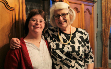Pascale (à gauche) et Isabelle, sa mère. Photo (c) Anaïs Mariotti Pascale (à gauche) et Isabelle, sa mère. Photo (c) Anaïs Mariotti