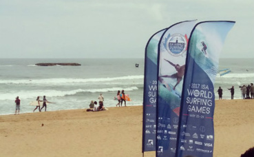 Biarritz accueille les championnats du monde de surf. Photo (c) Julie Cartelier