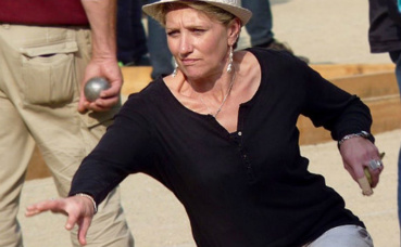 Joueuse de pétanque. Photo (c) Jamain Joueuse de pétanque. Photo (c) Jamain