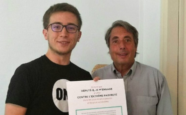 Michel Destot dit "oui" à l'ONG. Photo (c) Anaïs Mariotti Michel Destot dit "oui" à l'ONG. Photo (c) Anaïs Mariotti