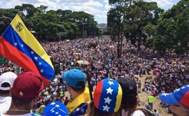 Manifestation au Vnezuela en mai 2017. Image du domaine public