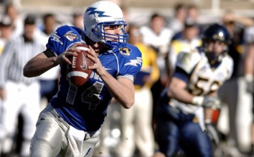 Le quaterback Shea Smith. Photo (c) Mike Kaplan Le quaterback Shea Smith. Photo (c) Mike Kaplan