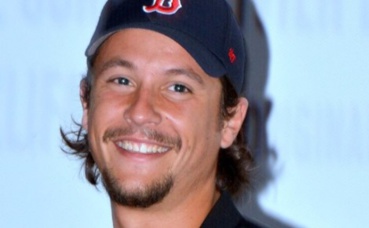 Photo (c) Georges Biard. Cliquez ici pour accéder à la page artiste de Nekfeu Photo (c) Georges Biard. Cliquez ici pour accéder à la page artiste de Nekfeu