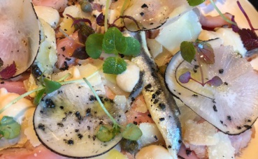 Le vitello tonato. Photo (c) Ngh Le vitello tonato. Photo (c) Ngh