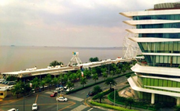 Manille et l'océan Pacifique. Photo prise par l'auteur. Manille et l'océan Pacifique. Photo prise par l'auteur.