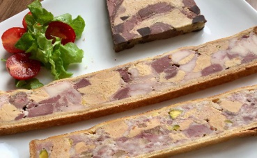 Pâtés en croûte et terrine tout canard. Photo (c) Ngh Pâtés en croûte et terrine tout canard. Photo (c) Ngh