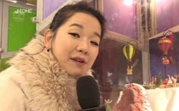 Marie Palot, présentatrice du "Nyusu Show". Capture écran de la vidéo ci-dessous.