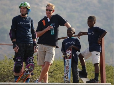 South African Cricket Captain Shaun Pollock with the Laureus supported Indigo Youth Movement in Isithumba, Durban, after presenting a portable half-pipe to the project. Photo (c) Laureus
