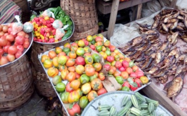 Une vue du marché du PK 14. Photo prise par l'auteur. Une vue du marché du PK 14. Photo prise par l'auteur.