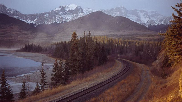IMAGE DU JOUR: Chemin de fer au Canada