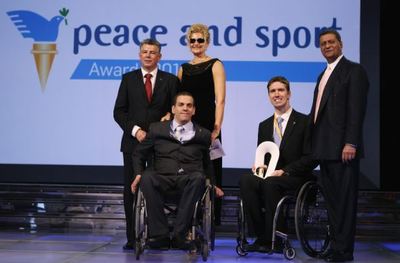 Wheelchair Rugby Exhibition Match Rumble in Cartagena Wins 2010 Sports Event for Peace Award