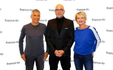 Nagui, Pascal Obispo et Sophie Davant. Photo courtoisie (c) Christophe Russeil / FTV Nagui, Pascal Obispo et Sophie Davant. Photo courtoisie (c) Christophe Russeil / FTV