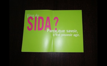 Plaquette d'information sur le sida du CeGIDD. Photo (c) M. Cugnot Plaquette d'information sur le sida du CeGIDD. Photo (c) M. Cugnot