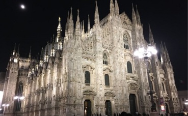 Le Duomo, symbole de Milan. Photo (c) Anne-Sophie Leroy. Le Duomo, symbole de Milan. Photo (c) Anne-Sophie Leroy.