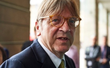 Guy Verhofstadt, tête de liste de son parti pour les européennes @ParlementEuropéen