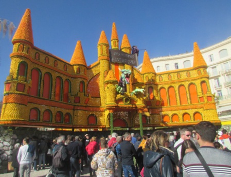 Ouverture de la fête du citron le samedi 16 Février. Photo (c) Pascale Luissint Ouverture de la fête du citron le samedi 16 Février. Photo (c) Pascale Luissint