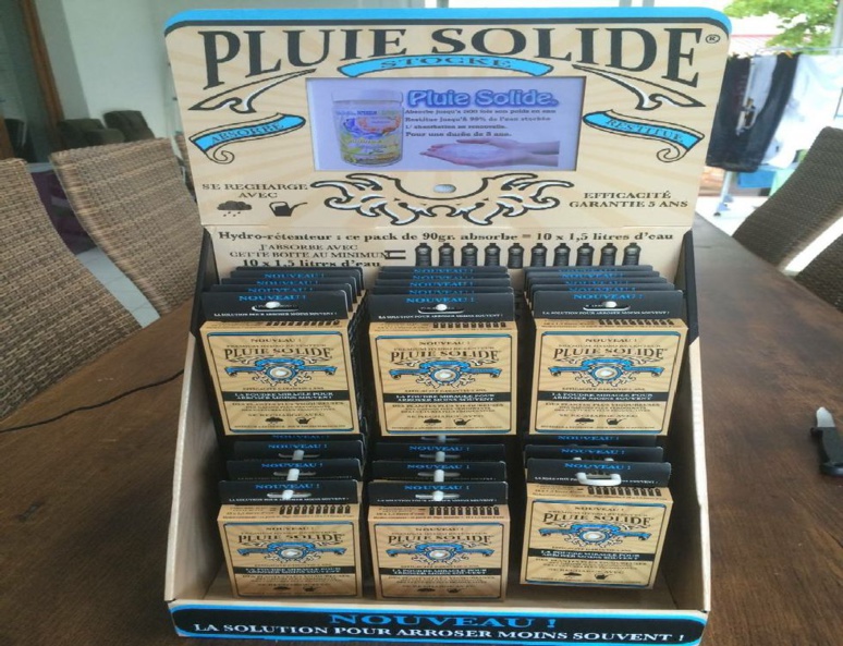 La Pluie Solide est distribuée en France par ANET International. (c) DR.