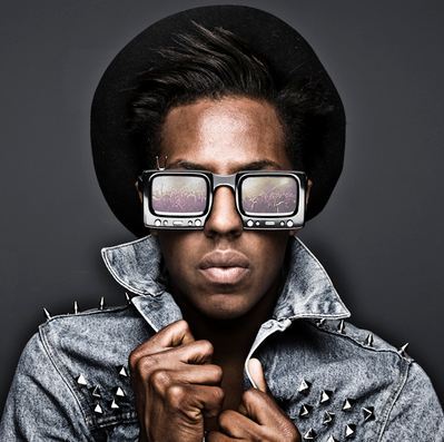 Cliquez sur l'image pour télécharger les titres sur amazon Cliquez sur l'image pour télécharger les titres sur amazon