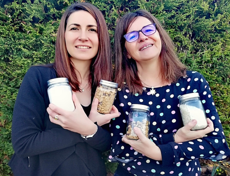 Drive en pot: Emilie et Monique Cazeaux (c) Emilie Cazeaux Drive en pot: Emilie et Monique Cazeaux (c) Emilie Cazeaux