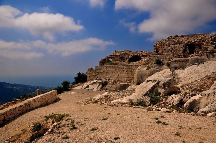 L’IMAGE DU JOUR – Ruines de la citadelle de Smar Jbeil