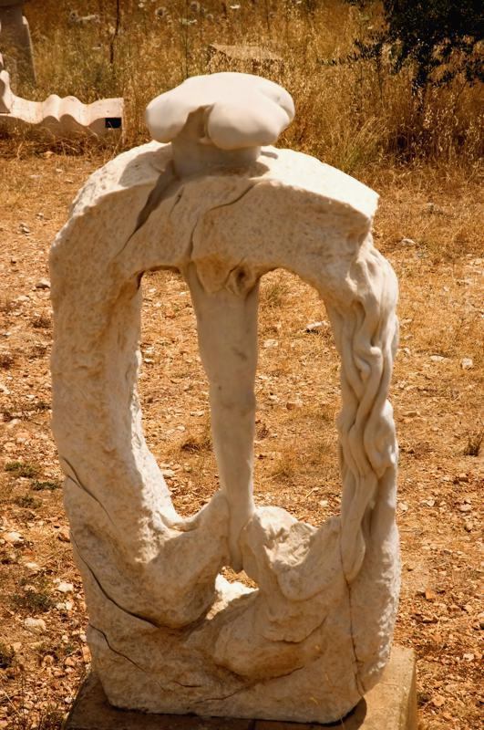 L’IMAGE DU JOUR – Sculptures dans le village