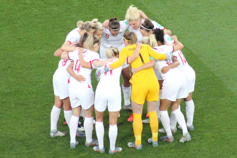 Les Anglaises ont à nouveau démontré une grande force collective. Photo (c) Serge Gloumeaud Les Anglaises ont à nouveau démontré une grande force collective. Photo (c) Serge Gloumeaud