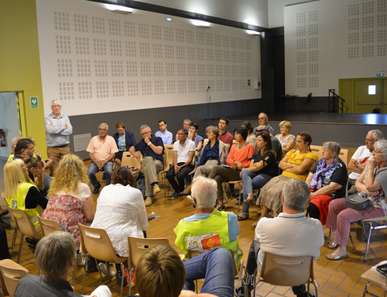 Une trentaine de participants au second débat local (c) Frédérique Gelas Une trentaine de participants au second débat local (c) Frédérique Gelas