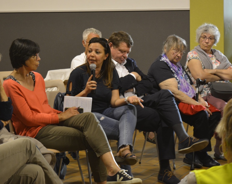 Manger 100% bio à la cantine est difficilement réalisable (c) Frédérique Gelas Manger 100% bio à la cantine est difficilement réalisable (c) Frédérique Gelas