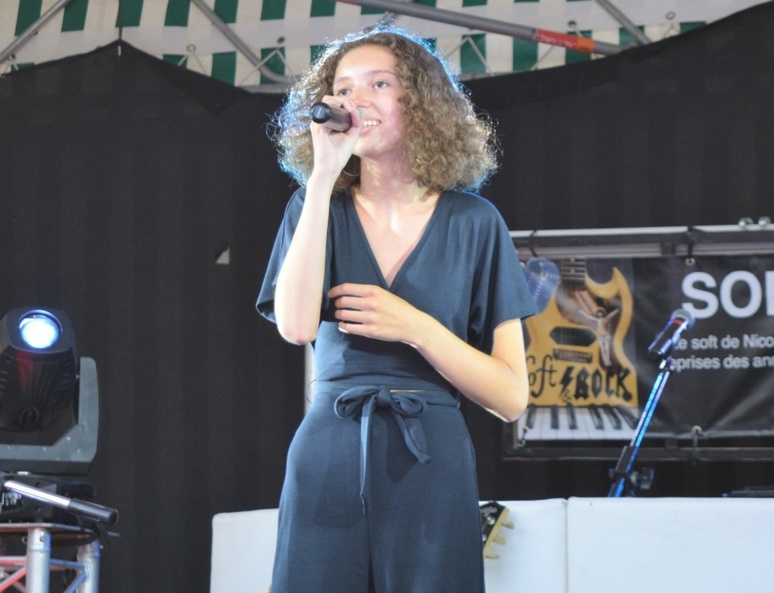 La jeune chanteuse a assuré une heure de concert (c) Frédérique Gelas