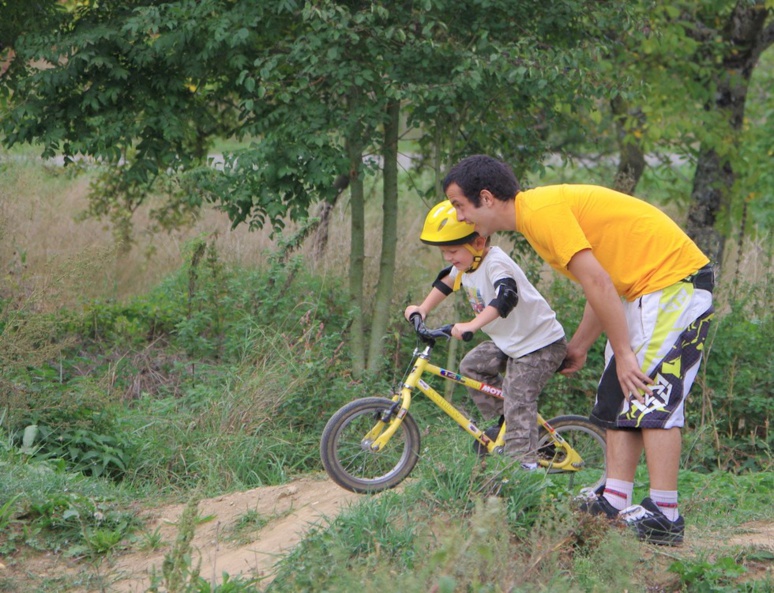 Faire du sport en pleine nature (c) association Meidine