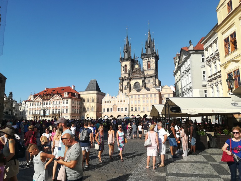 La Place de la Vieille Ville – Staroměstské náměstí © J. P. La Place de la Vieille Ville – Staroměstské náměstí © J. P.