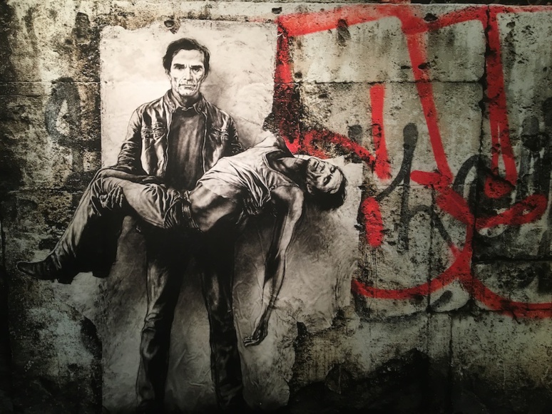 "Ecce homo", quand Pier Paolo Pasolini montre son propre corps assassiné. "Ecce homo", quand Pier Paolo Pasolini montre son propre corps assassiné.