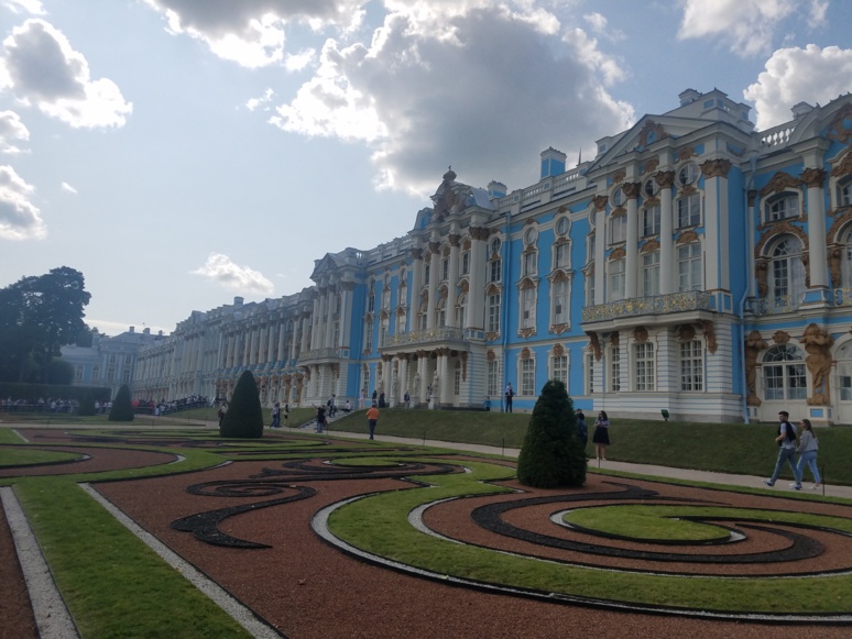 Le palais de Catherine. (c) Sarah Barreiros. Le palais de Catherine. (c) Sarah Barreiros.