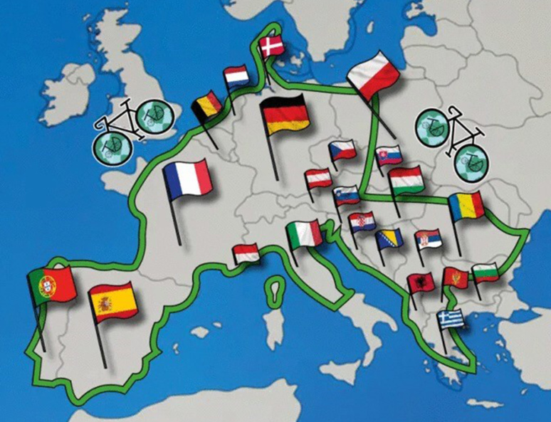 "En selle, Tanguy!", une boucle européenne de 16.000 km © Tanguy Davy "En selle, Tanguy!", une boucle européenne de 16.000 km © Tanguy Davy