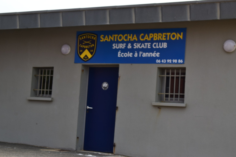 L'école de surf Santocha © Fanny Jacob L'école de surf Santocha © Fanny Jacob