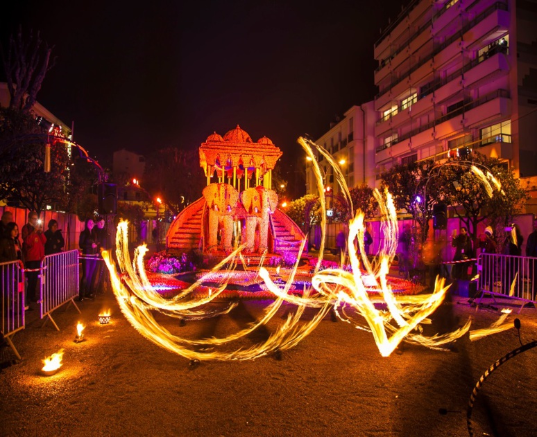 Le jardin des lumières au jardin Biovès (c) Ville de Menton Le jardin des lumières au jardin Biovès (c) Ville de Menton