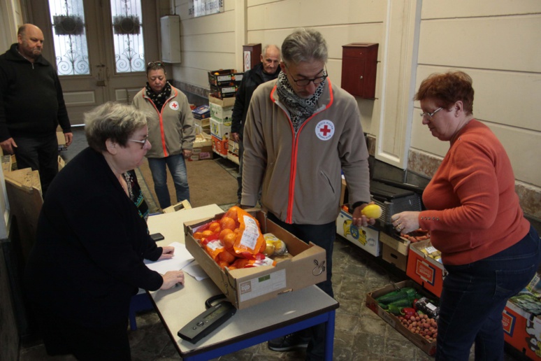 Rencontre avec des bénévoles d’une unité locale de la Croix Rouge 